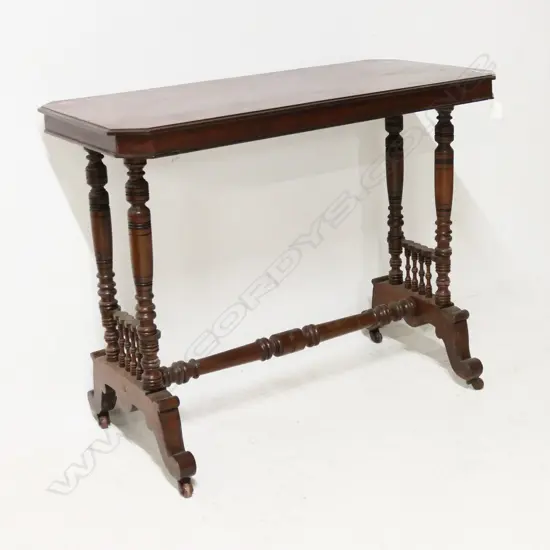 VICTORIAN MAHOGANY SIDE TABLE ON CASTORS 880x420x700mm