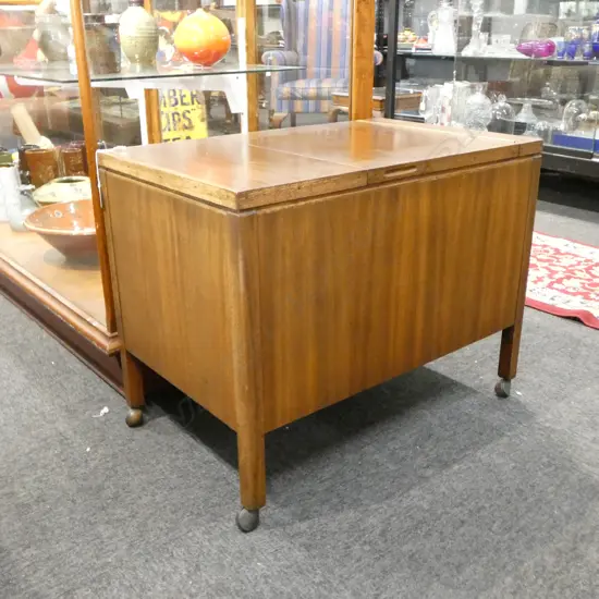MAHOGANY DRINKS CABINET ON CASTORS 690x435x540mm