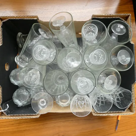 ASST. GLASS & CRYSTAL; Incl. WEBB & CORBETT