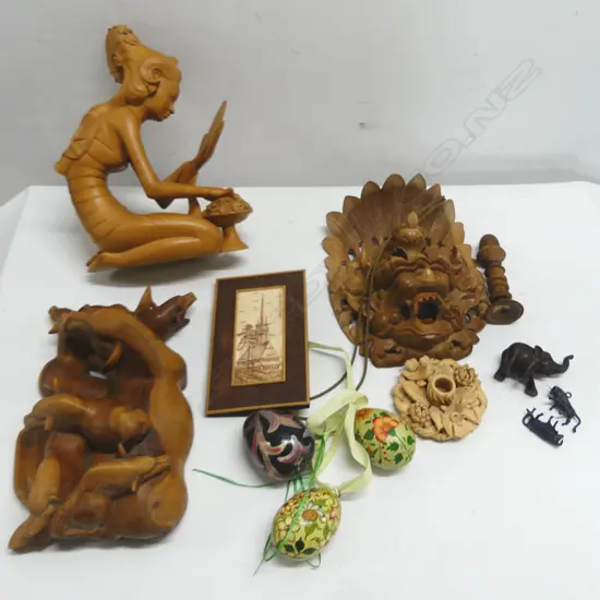 ASST WOODWARE/CARVINGS Incl. BARONG MASK H.200mm