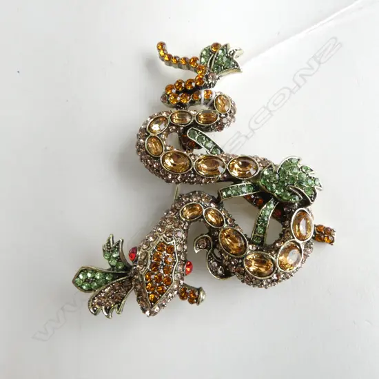 V LG SPARKLY SNAKE BROOCH, NEW