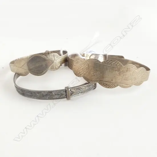 3 VINTAGE ADJUSTABLE BABIES BANGLES 14.7gms