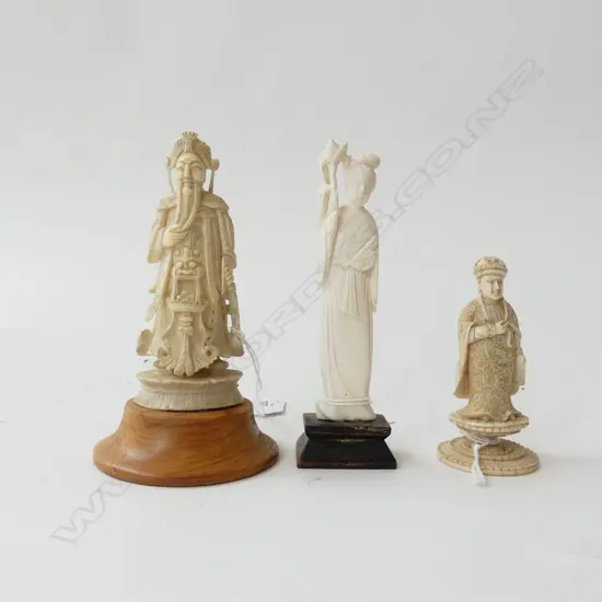 3 SMALL CHINESE IVORY FIGURES  EMPEROR H125MM LADY FIGURE H125MM & CHESS PC  H80MM