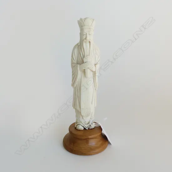 CHINESE BEARDED   IVORY GENT ON STAND H170MM