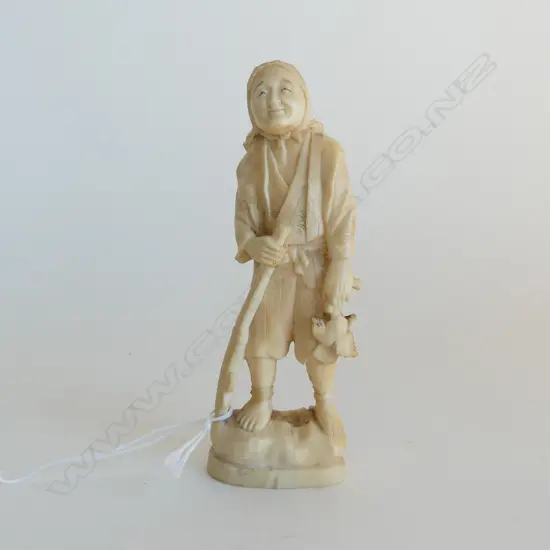 JAPANESE MARINE IVORY CARVED  BIRD HUNTER H150MM
