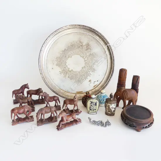 EP TRAY LOT SMALL WOOD ANIMALS SNUFF BOTTLES  WOOD STAND ETC
