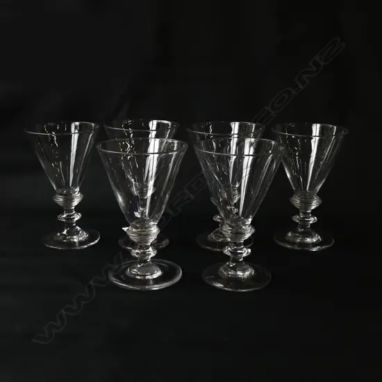 SET OF 6 GEO HAND BLOWN CLARET GLASSES H170MM