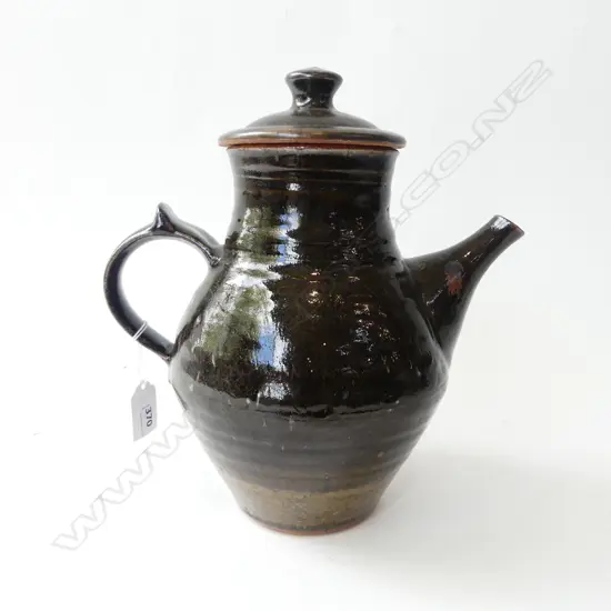 PETER STITCHBURY (1924-2015) COFFEE POT H.240mm
