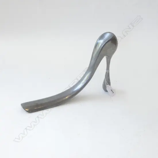 MANOLO BLAHNIK SHOE HORN L.280mm