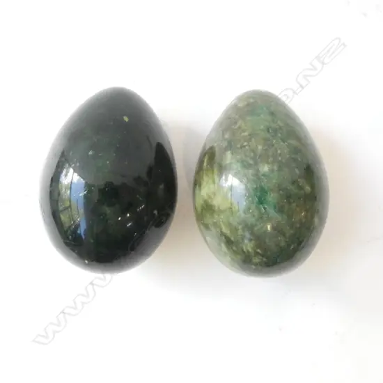 2 GREENSTONE EGGS H.70mm