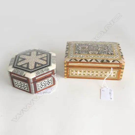 2 WOODEN MOSAIC TRINKET BOXES INLAID w. MOP, 120x90x50mm & 10x50mm