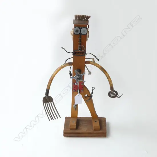 ANDREW HALL JUNK ART ASSEMBLAGE ROBOT H390mm