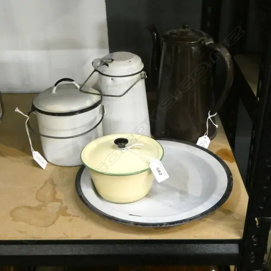 5 PCES VINTAGE ENAMEL KITCHENALIA H.205mm