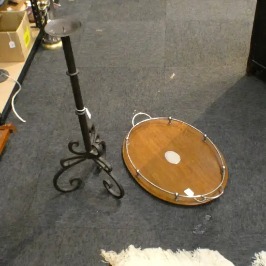 METAL CANDLESTICK H.685mm, OAK OVAL TRAY W.540mm