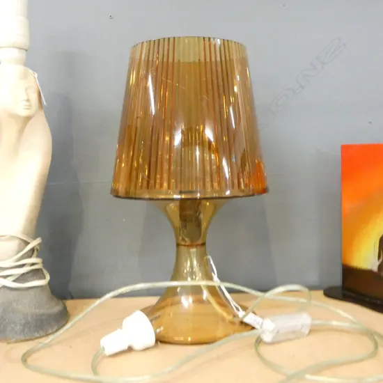 MODERN ACRYLIC TABLE LAMP H.310mm