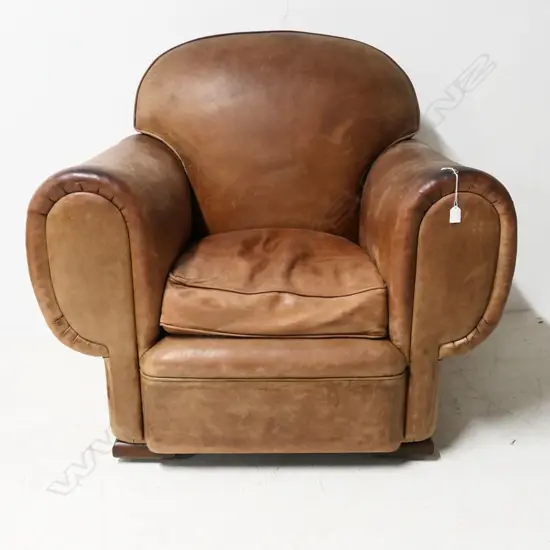 LG LEATHER ARMCHAIR 1080x880x1000mm