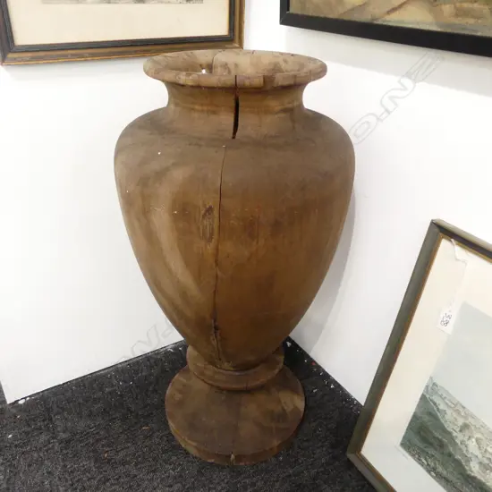 LG TURNED WOODEN FLOOR VASE H.640mm