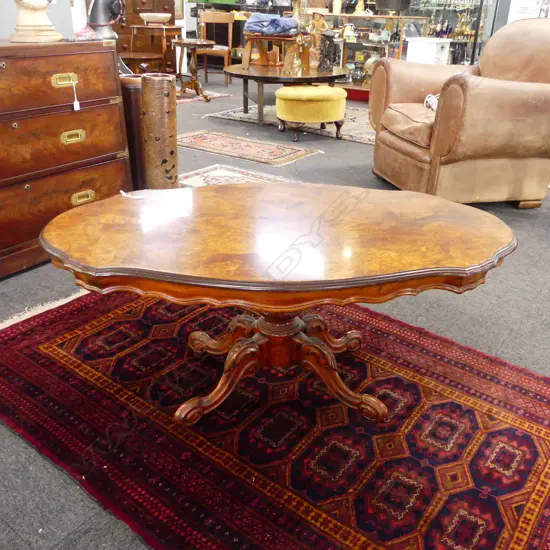 OVAL VICTORIAN STYLE COFFEE TABLE 1190x690x490mm