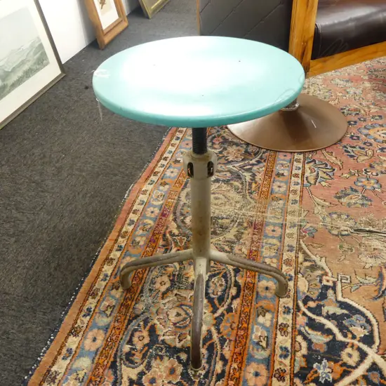 INDUSTRIAL SWIVEL STOOL H.580mm