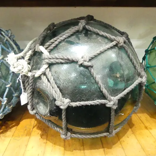 GLASS BALL FISHING FLOAT w. NETTING 370mm dia