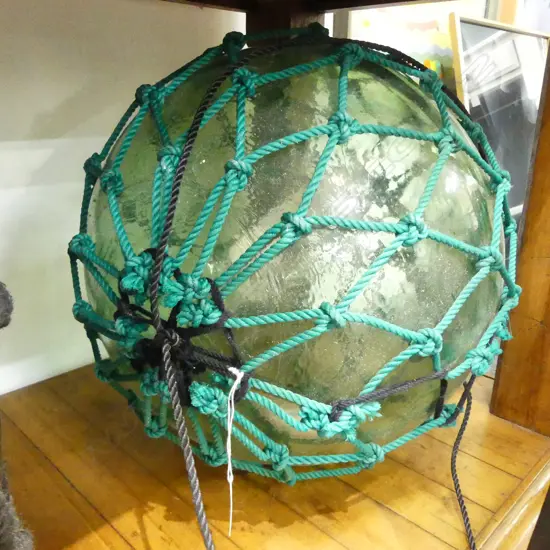 GLASS BALL FISHING FLOAT w. NETTING 370mm dia