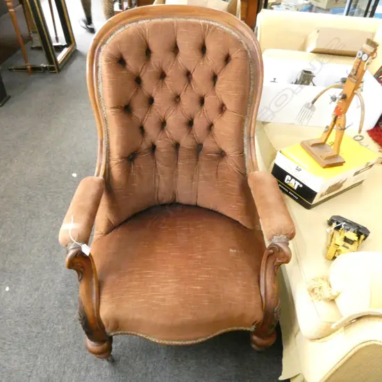 VICTORIAN GRANDFATHER CHAIR, BROWN VELVET UPHOLSTERY, BUTTON BACK