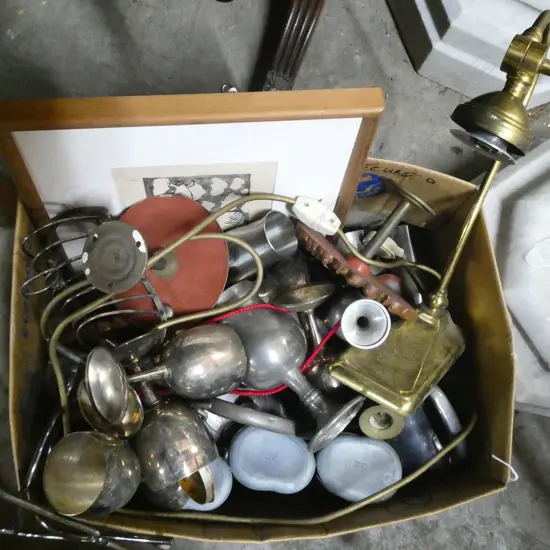 ASST. EP, BRASS LIGHT FITTING, ETC