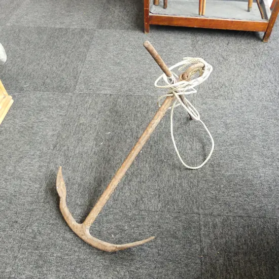 VINTAGE IRON BOAT ANCHOR WITH ROPE, H.570MM