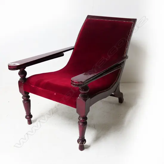 PLANTATION STYLE CHAIR, FAULTS