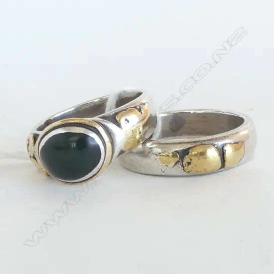 SILVER, POUNAMU & GOLD NUGGET HIS & HERS RINGS, NZ MADE, MAKERS MARK TO 1 RING, 20gm (CD4817) SIZE T, Z