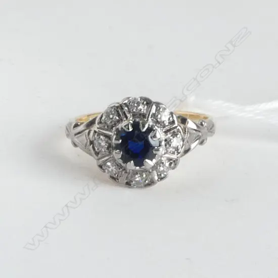 18CT GOLD SAPPHIRE AND DIAMOND RING SIZE K 1/2