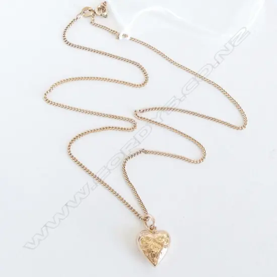 9ct rose gold ENGRAVED PUFF HEART PENDANT & 9ct CHAIN 3.1gms