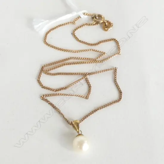 PEARL PENDANT ON 9ct CHAIN, 380mm, 3gms