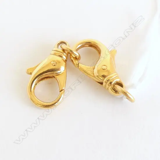 pr 22ct YELLOW GOLD STURDY CHAIN CLIPS 10.6gms