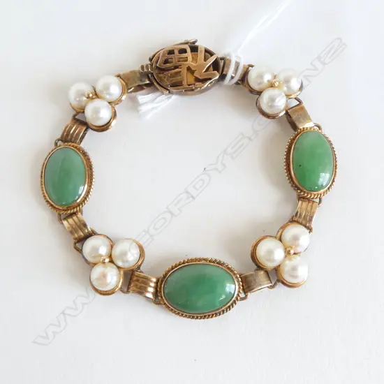 14ct YELLOW CHINESE GOLD JADEITE & CULTURED PEARL BRACELET 19.23gms