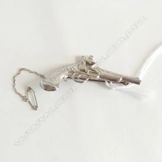 STERLING PISTOL BROOCH, 9gm (CD6315)
