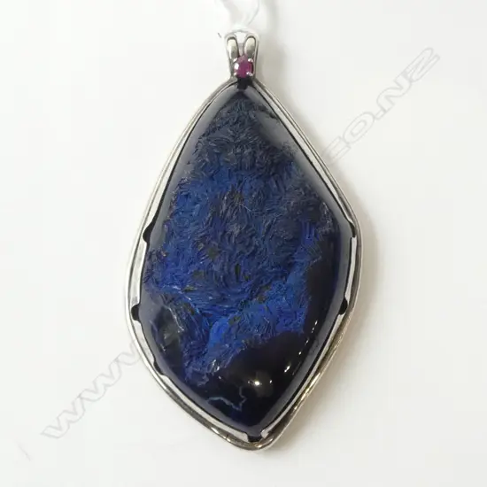 LG SILVER & UNPOLISHED LAPIS PENDANT w. RUBY(CD11798)