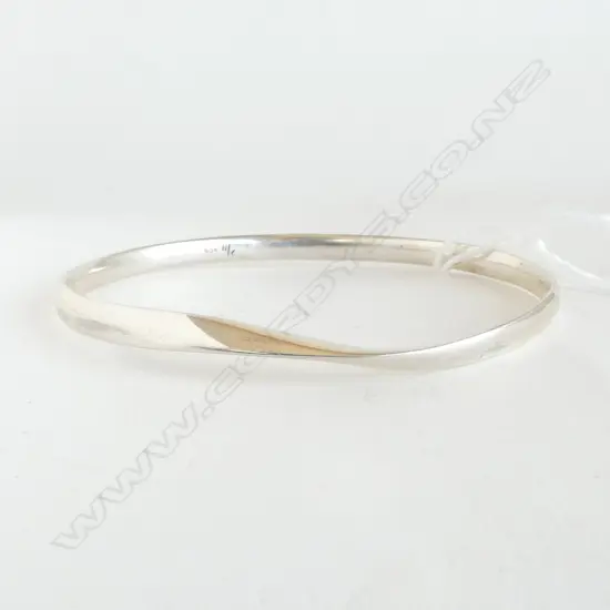 SILVER BANGLE 16.7 gms OF TWISTED DESIGN