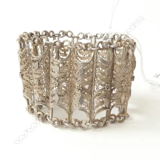 ANTIQUE INDIAN SILVER FILIGREE BRACELET (CD12029)