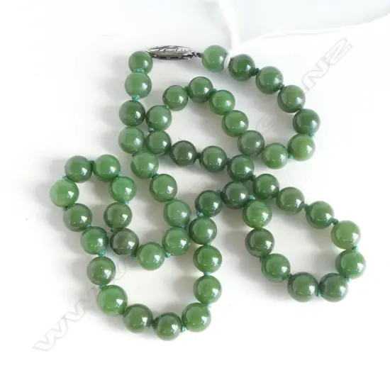 VINTAGE POUNAMU GREENSTONE BEAD NECKLACE L.460mm