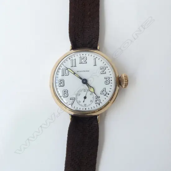 GOLD FILLED WWI 'WALTHAM' OFFICER'S TRENCH WATCH (Q8280J)