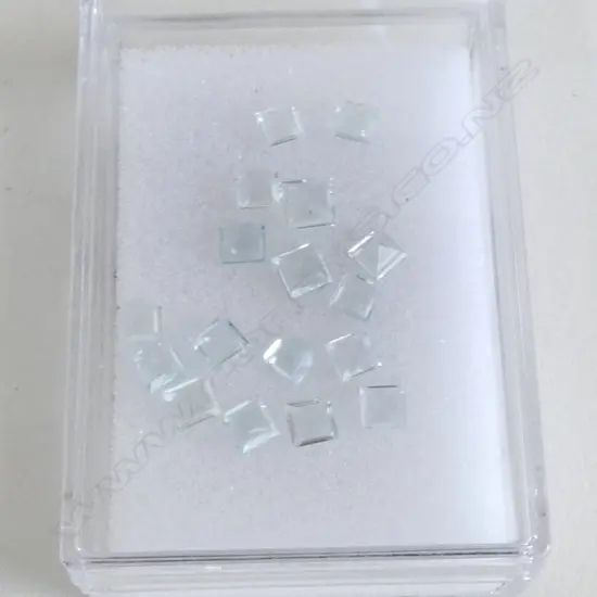 COLLECTION SML SQUARE CUT AQUAMARINES, 5ct