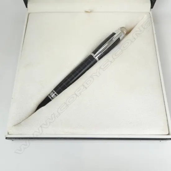 MONT BLANC ROLLER PEN IN BOX SERIAL NUMBER ON PEN 