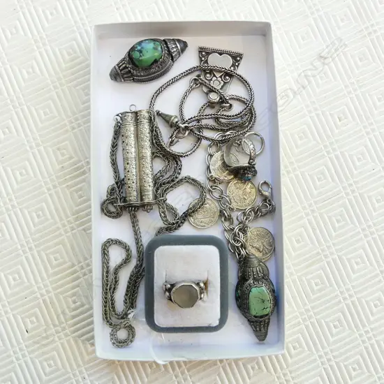 ASST INDONESIAN SILVER COSTUME/JEWELLERY; 2 RINGS etc