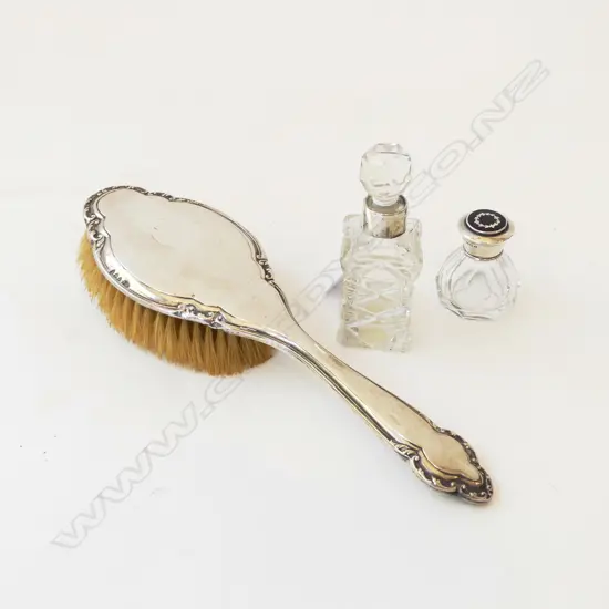 2 STG SILVER CAPPED CRYSTAL BOTTLES H.105mm + STG HAIRBRUSH