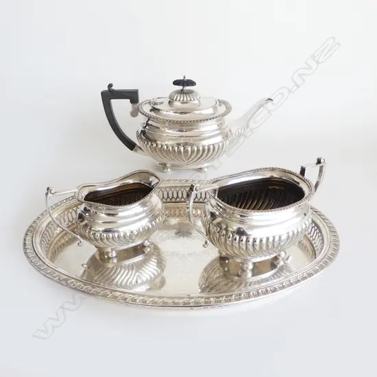 3PC EP TEASET ON TRAY