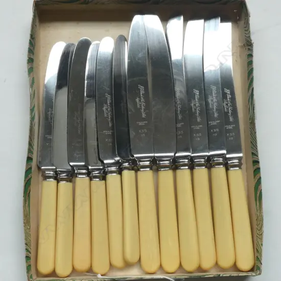 SET OF 12 MATCHING ‘BONE’ HANDLE KNIVES SHEFFIELD 6 DINNER + 6 LUNCH