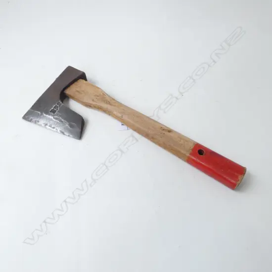 HAND FORGED VINTAGE JAPANESE AXE MAKERS STAMP ON BLADE L330MM