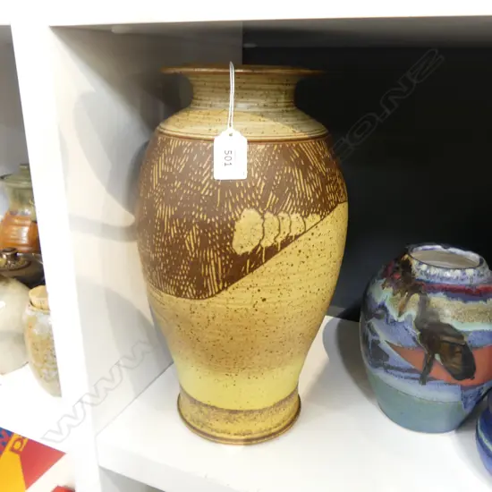NZ STUDIO POTTERY LG VASE; UNMARKED, INCISED DECORATION, H.340mm