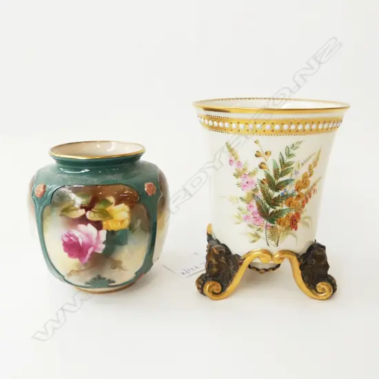 2 ROYAL WORCESTER VASES H.110mm